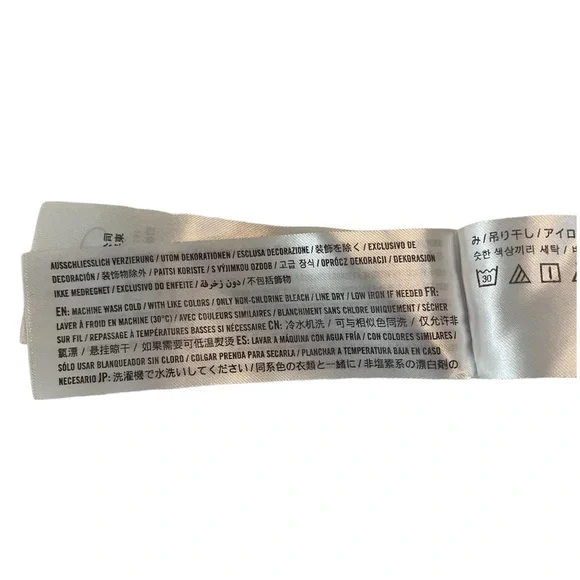 Hollister Ultra High Rise Skirt Size M - Picture 8 of 10